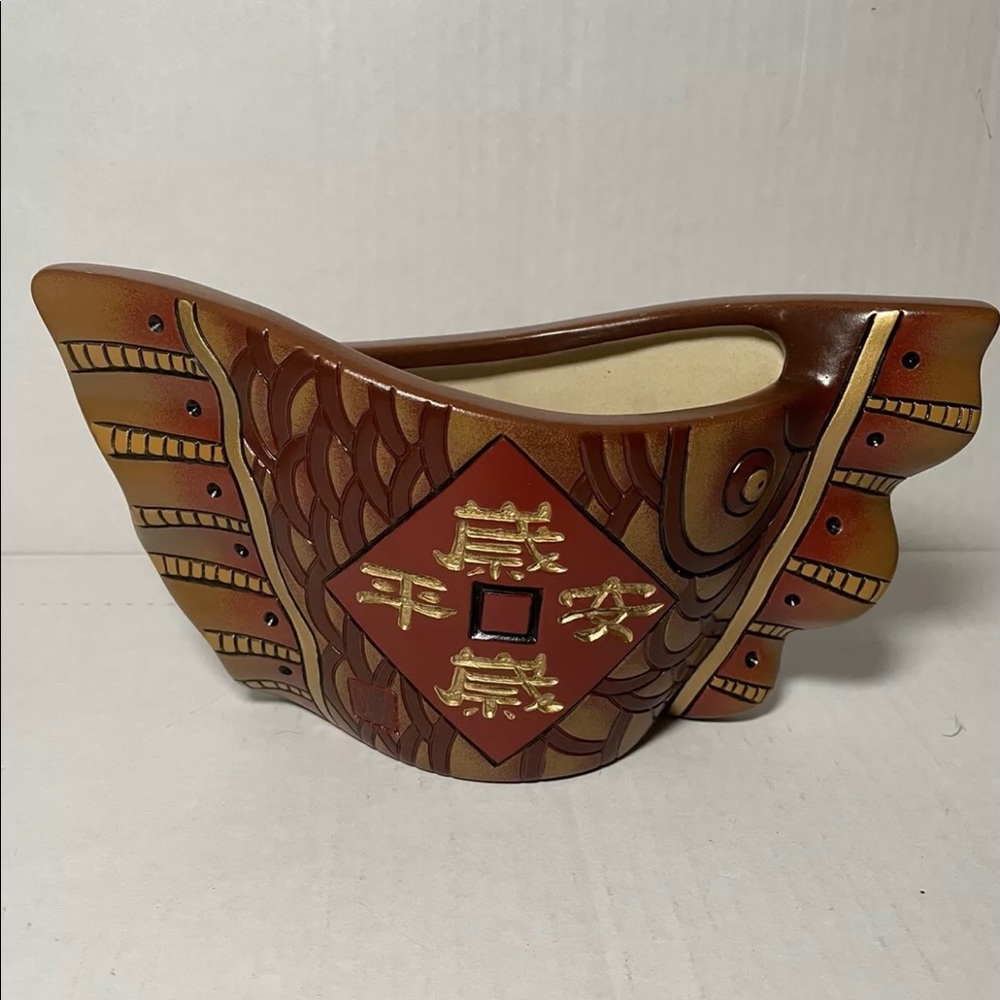 Unique Vintage Da Jing Tao Yi Pottery Decor Colorful Fish  Vase